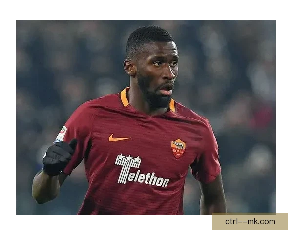 德国队训练场上吕迪格与菲尔克鲁格发生激烈摩擦引关注